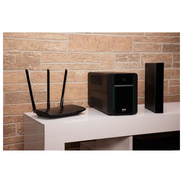 APC - APC Easy UPS BVX Series BVX2200LI-GR - Onduleur - 2200VA