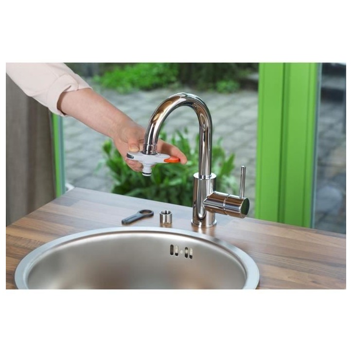 Adaptateur de robinet d'intérieur GARDENA - Raccordement filetage mâle M22 ou femelle M24 - Garantie 5 ans