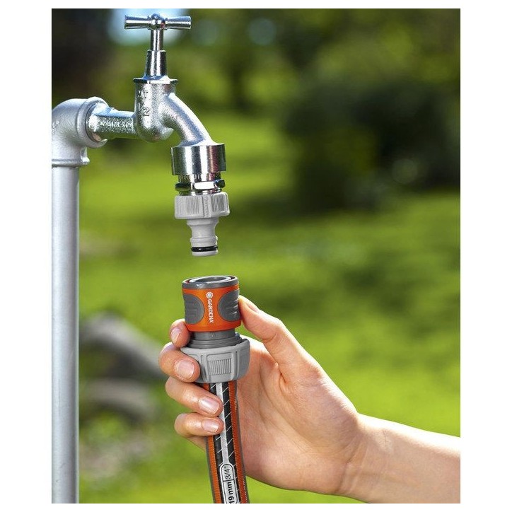 Raccord d'arrosage rapide GARDENA - Adapté tuyau Ø19 mm - Fixation 1 clic - Power Grip Raccord d'arrosage rapide GARDENA - Adapté tuyau Ø19 mm - Fixation 1 clic - Power Grip