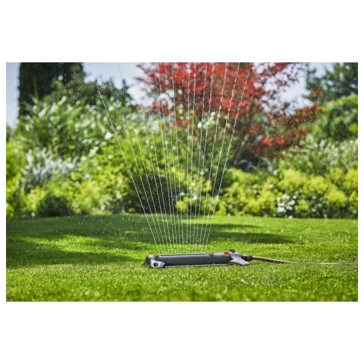 Arroseur oscillant AquaZoom M - GARDENA - Surface 250m² - Portée 18m max - Résistant UV et gel - Garantie 5 ans