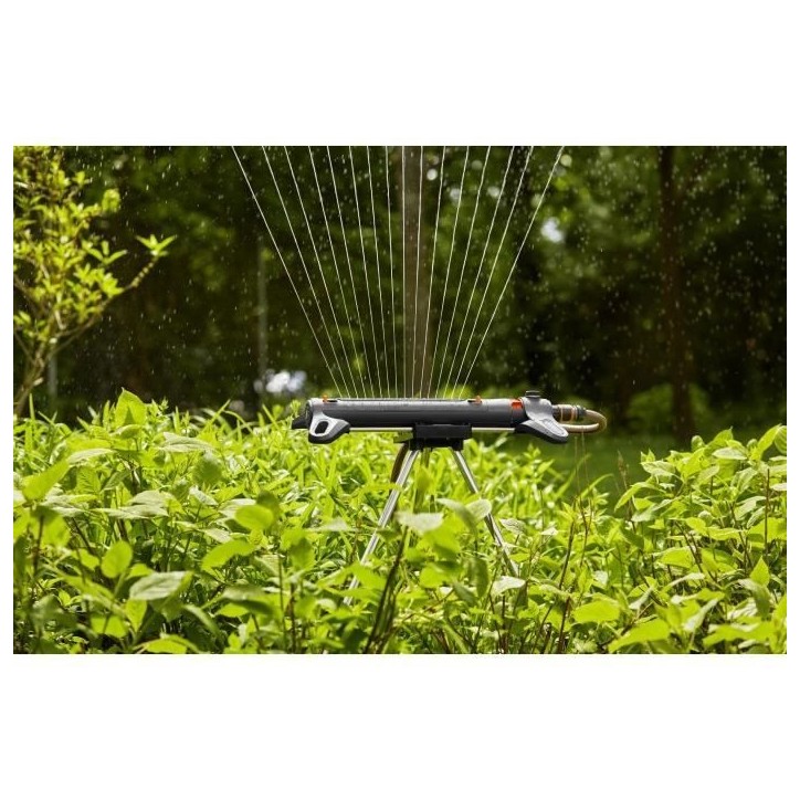 Arroseur oscillant AquaZoom M - GARDENA - Surface 250m² - Portée 18m max - Résistant UV et gel - Garantie 5 ans
