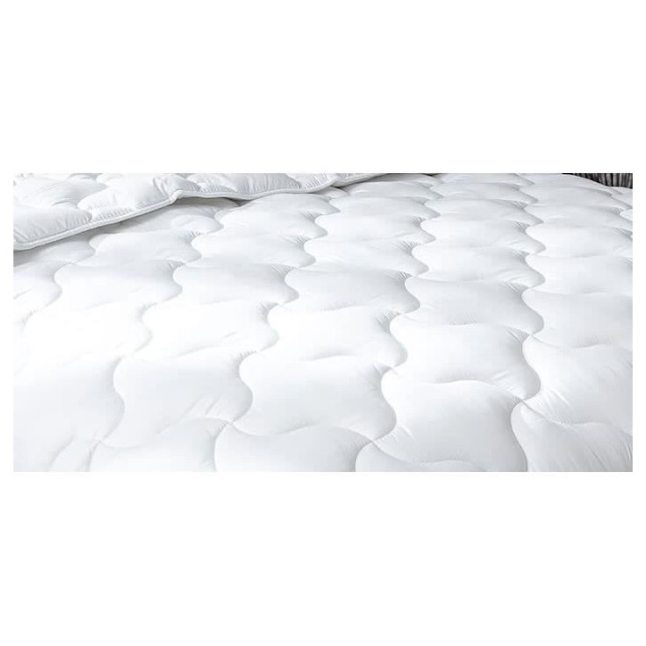 ABEIL Couette chaude Douceur Absolue 140x200 cm blanc ABEIL Couette chaude Douceur Absolue 140x200 cm blanc