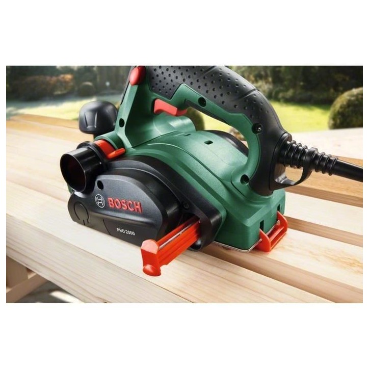 Rabot filaire Bosch - PHO 2000 - 700W - 82mm - Bois - Monophasé Rabot filaire Bosch - PHO 2000 - 700W - 82mm - Bois - Monophasé