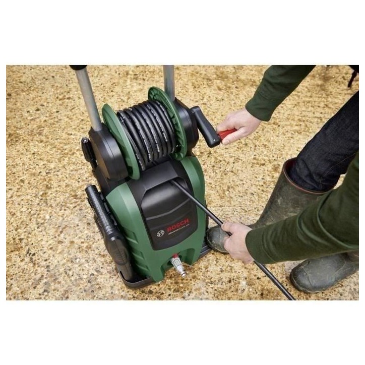 Nettoyeur haute-pression BOSCH AdvancedAquatak 140 - 140 bar - 2100W - Idéal pour les grandes surfaces Nettoyeur haute-pression BOSCH AdvancedAquatak 140 - 140 bar - 2100W - Idéal pour les grandes surfaces