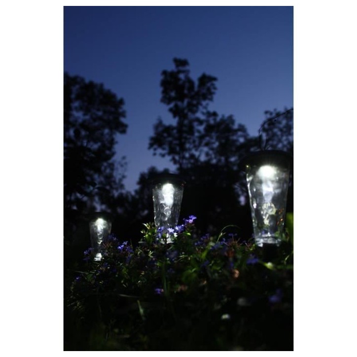 Lot de 3 balises solaires - Canopo - 20 lumens - Beige Lot de 3 balises solaires - Canopo - 20 lumens - Beige