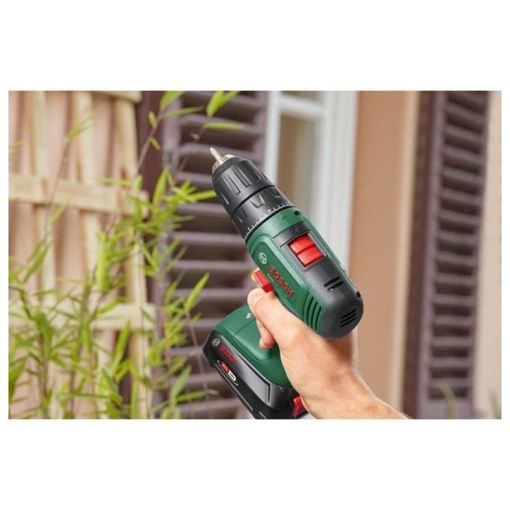 Perceuse visseuse - Bosch - EasyDrill 18V-40 - Sans batterie - Mandrin 13 mm - 2 vitesses Perceuse visseuse - Bosch - EasyDrill 18V-40 - Sans batterie - Mandrin 13 mm - 2 vitesses