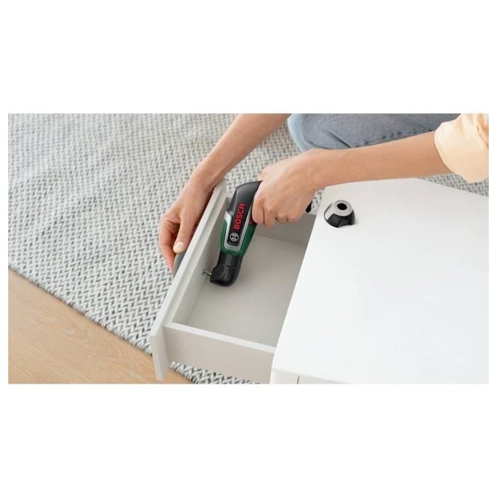 Visseuse sans fil Bosch IXO 7 avec 10 embouts et boite de rangement