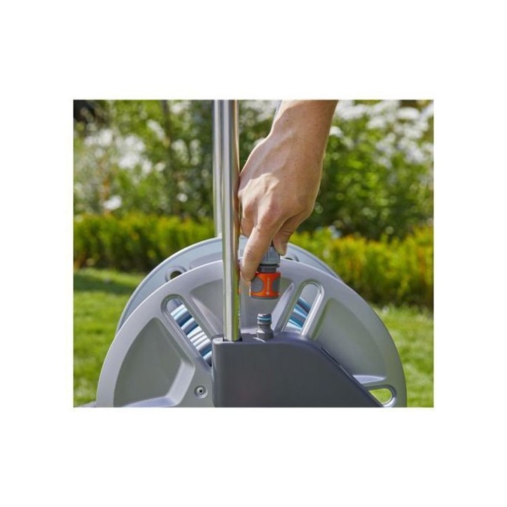 Enrouleur de tuyau GARDENA CleverRoll M métal – Tuyau Classic 25m Ø15mm – Adapté petit jardin – Kit complet (18543-26) Enrouleur de tuyau GARDENA CleverRoll M métal – Tuyau Classic 25m Ø15mm – Adapté petit jardin – Kit complet (18543-26)