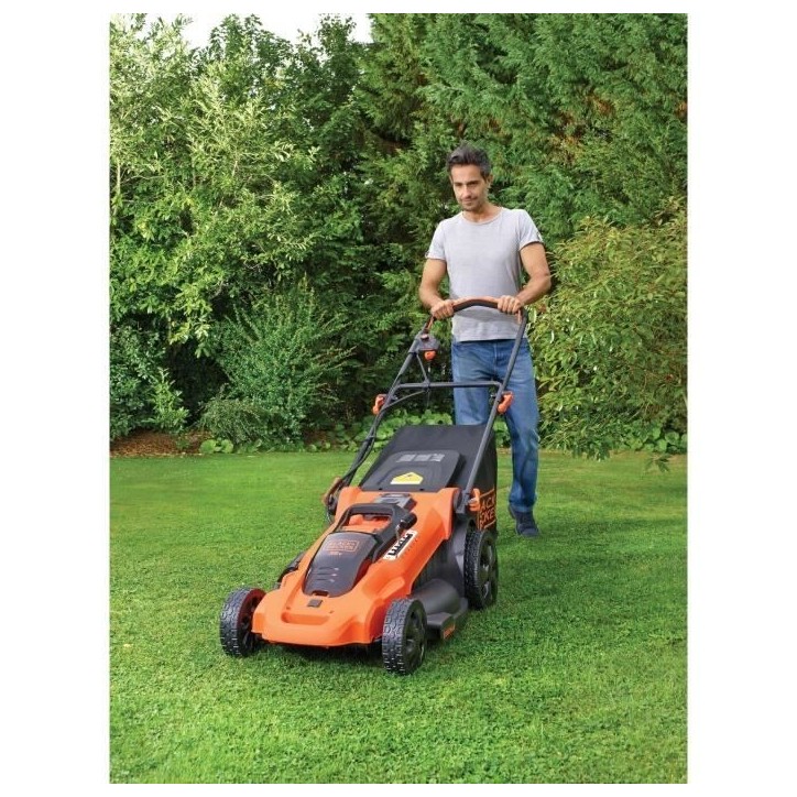 Tondeuse sans fil + 2 batterie 2Ah + chargeur - BLACK&DECKER - CLMA4820L2-QW - 36V - 48cm - Mulching, éjection latérale ou bac Tondeuse sans fil + 2 batterie 2Ah + chargeur - BLACK&DECKER - CLMA4820L2-QW - 36V - 48cm - Mulching, éjection latérale ou bac