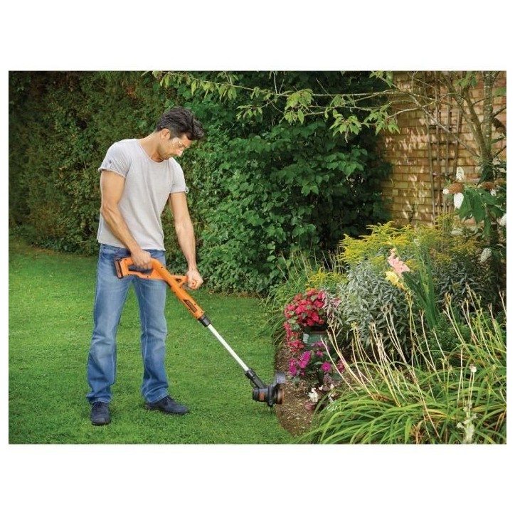 Coupe-bordure électrique BLACK+DECKER - ST1823 - 18V - 25 cm - Avec batterie 18 V - tete pivotante Coupe-bordure électrique BLACK+DECKER - ST1823 - 18V - 25 cm - Avec batterie 18 V - tete pivotante