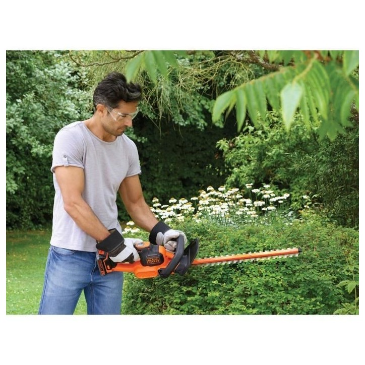Taille-haies électrique sans fil + batterie 2Ah + chargeur - BLACK&DECKER - GTC18452PC-QW - 18V -Lame 45cm Taille-haies électrique sans fil + batterie 2Ah + chargeur - BLACK&DECKER - GTC18452PC-QW - 18V -Lame 45cm