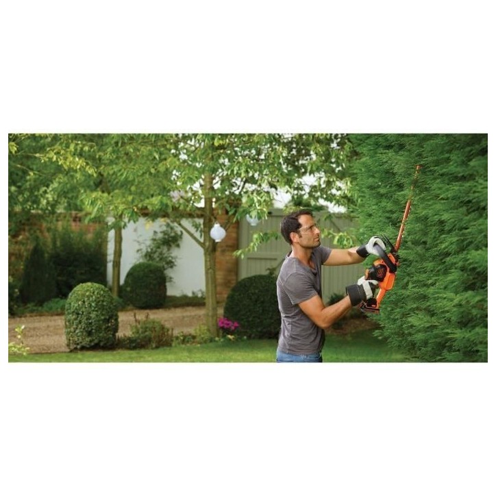Taille-haies électrique sans fil + batterie 2Ah + chargeur - BLACK&DECKER - GTC18452PC-QW - 18V -Lame 45cm Taille-haies électrique sans fil + batterie 2Ah + chargeur - BLACK&DECKER - GTC18452PC-QW - 18V -Lame 45cm