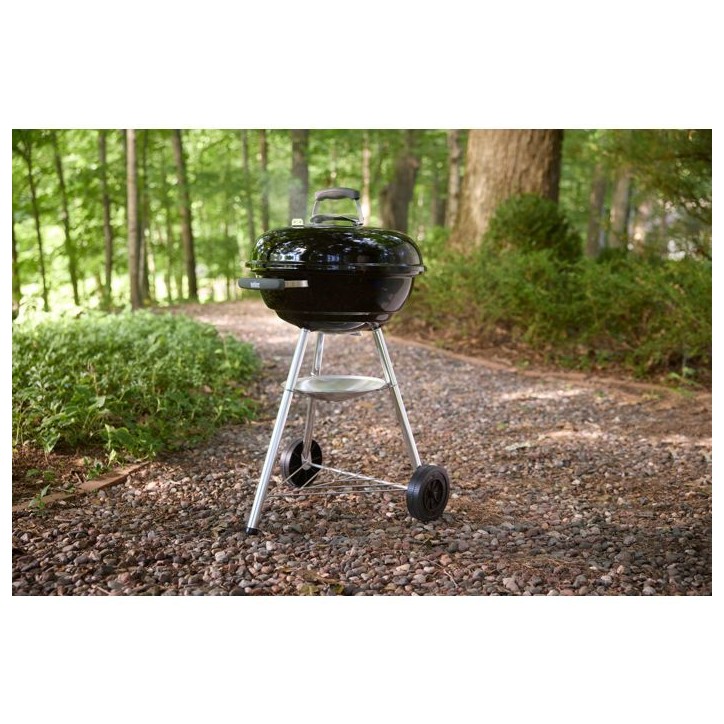 Barbecue a charbon - Weber - Compact Kettle - Ø47 cm - Acier émaillé - Clapet d'aération - 6 couverts - Noir Barbecue a charbon - Weber - Compact Kettle - Ø47 cm - Acier émaillé - Clapet d'aération - 6 couverts - Noir