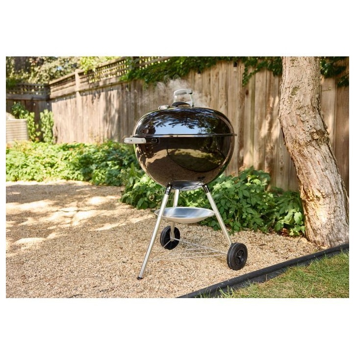 Barbecue a charbon - Weber - Compact Kettle - Ø57 cm - Acier émaillé - Clapet d'aération - 9 couverts - Noir Barbecue a charbon - Weber - Compact Kettle - Ø57 cm - Acier émaillé - Clapet d'aération - 9 couverts - Noir