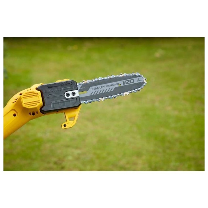 Élagueuse sur perche sans fil - Stanley Fatmax - SFMCPS415B-XJ - 18V - chaîne 20cm - Jusqu'a 4,5m - Sans batterie Élagueuse sur perche sans fil - Stanley Fatmax - SFMCPS415B-XJ - 18V - chaîne 20cm - Jusqu'a 4,5m - Sans batterie