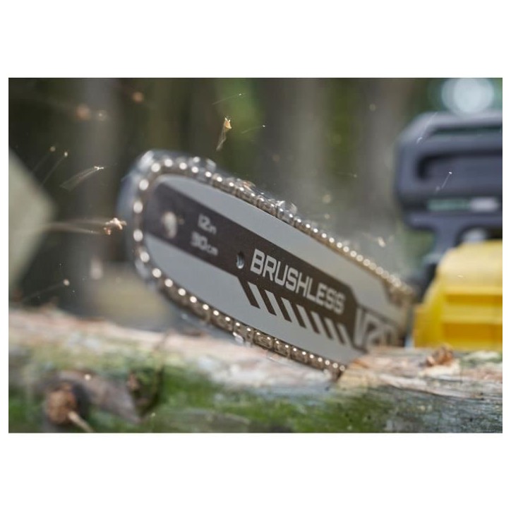 Tronçonneuse éléctrique sans fil + batterie 4Ah + chargeur - Stanley Fatmax - Brushless - SFMCCS730M1-QW - 18V - 30cm Tronçonneuse éléctrique sans fil + batterie 4Ah + chargeur - Stanley Fatmax - Brushless - SFMCCS730M1-QW - 18V - 30cm