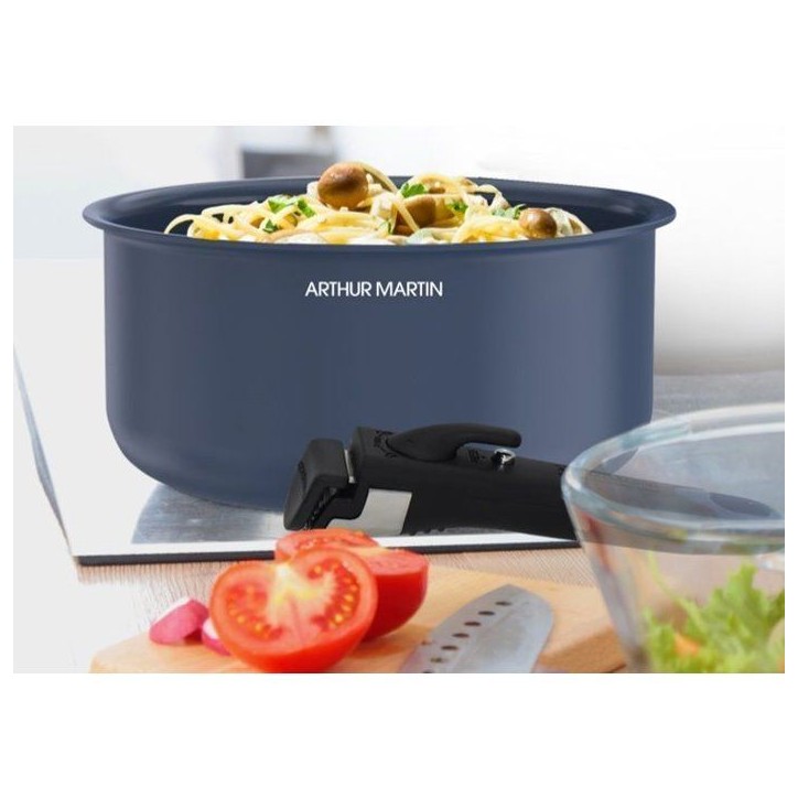 Batterie de cuisine - Tous feux dont induction - ARTHUR MARTIN - AM8896 - Aluminium revetement céramique - 5 pieces - Bleu