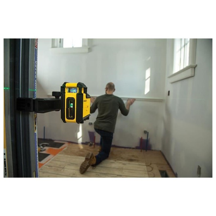 Niveau Laser 360° Cross360 - STANLEY - STHT77594-1 - piles - vert Niveau Laser 360° Cross360 - STANLEY - STHT77594-1 - piles - vert
