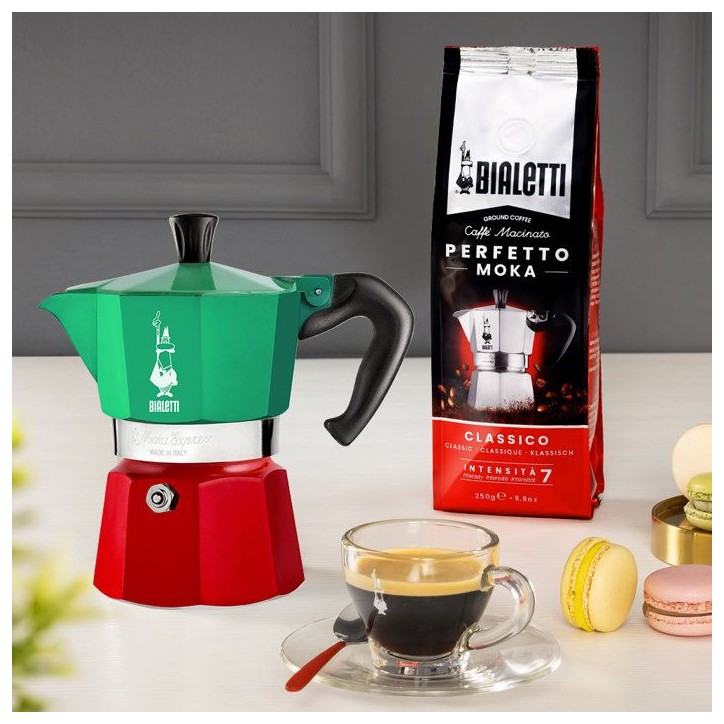 Cafetiere italienne - BIALETTI - Moka Express Italia - Tous feux sauf induction - 6 tasses - 300 ml - Vert / Rouge