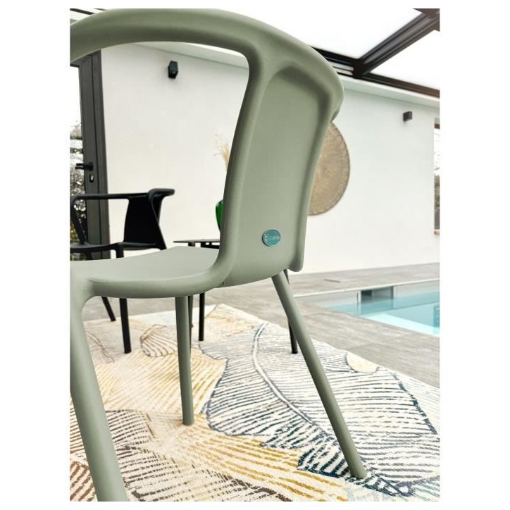 Lot composé de 2 fauteuils de jardin - CITY GARDEN - DIEGO-FT - Olive - Empilables Lot composé de 2 fauteuils de jardin - CITY GARDEN - DIEGO-FT - Olive - Empilables
