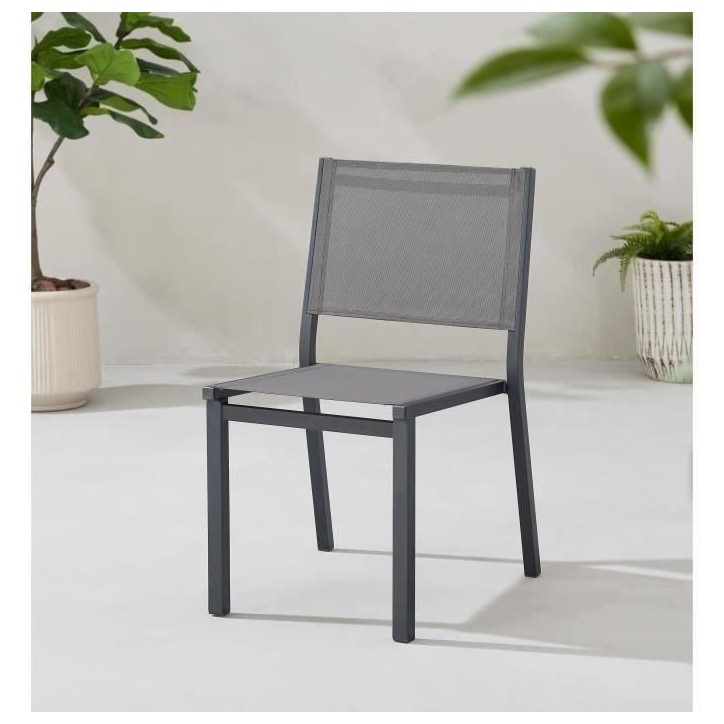 Ensemble repas de jardin 6 a 8 personnes : Table extensible 180-240 cm + 2 fauteuils + 6 chaises - Gris