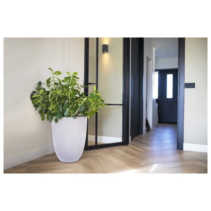 CAPI EUROPE Vase GROOVE - Ivoire - 46x58 cm - 100% recyclable CAPI EUROPE Vase GROOVE - Ivoire - 46x58 cm - 100% recyclable