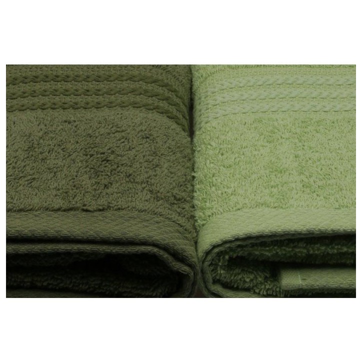 Ensemble de 4 serviettes de bain - 70 x 140 cm - Vert Ensemble de 4 serviettes de bain - 70 x 140 cm - Vert