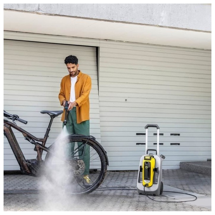 KARCHER - Nettoyeur mobile moyenne pression OC 6-18 Premium - Avec batterie 18 V / 2,5 Ah + chargeur standard - Réservoir 12L -