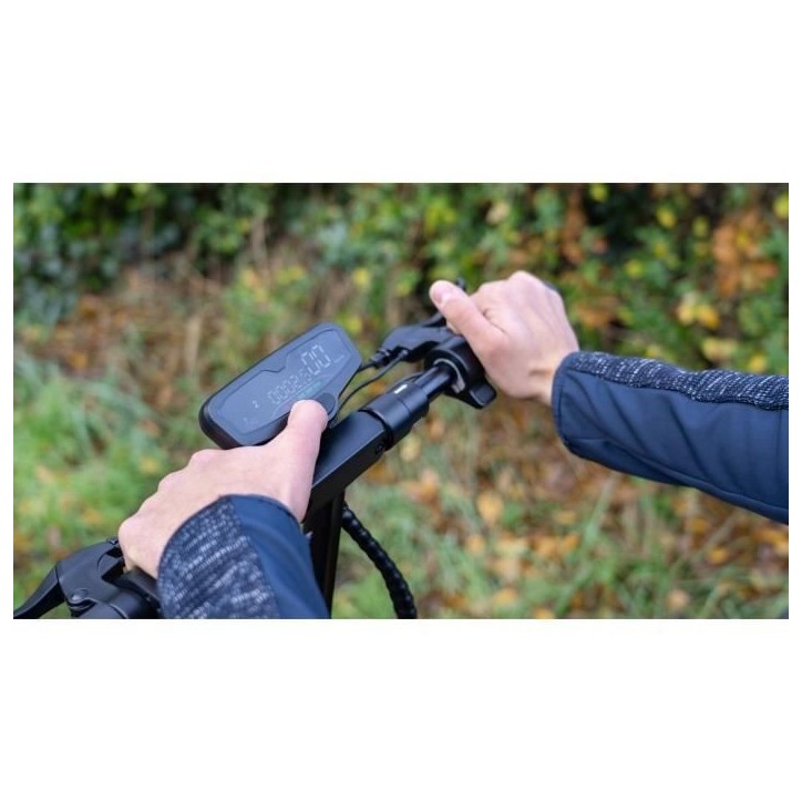 Trottinette électrique tout terrain pliable EBOOST INFINITY - EZWAY - 10 - 48V - 800W - Auto 90KM Feu stop + clignotants Trottinette électrique tout terrain pliable EBOOST INFINITY - EZWAY - 10 - 48V - 800W - Auto 90KM Feu stop + clignotants
