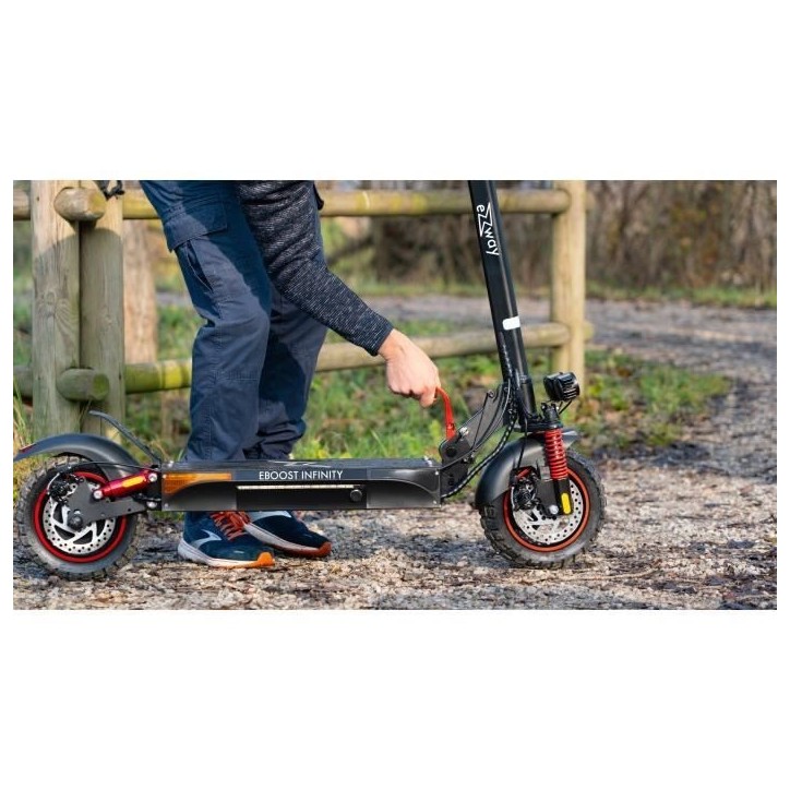 Trottinette électrique tout terrain pliable EBOOST INFINITY - EZWAY - 10 - 48V - 800W - Auto 90KM Feu stop + clignotants Trottinette électrique tout terrain pliable EBOOST INFINITY - EZWAY - 10 - 48V - 800W - Auto 90KM Feu stop + clignotants