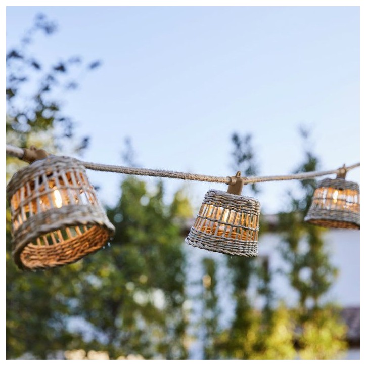 Guirlande extérieure hybride - LUMISKY - SAMOA LIGHT HYBRID - Solaire et secteur - 10 abat-jour rotin LED - Blanc chaud - 8 m Guirlande extérieure hybride - LUMISKY - SAMOA LIGHT HYBRID - Solaire et secteur - 10 abat-jour rotin LED - Blanc chaud - 8 m