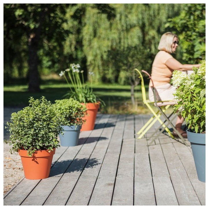 Pot de fleur Rond - Ø 40 cm - EDA - Toscane - 23 L - Intérieur/Extérieur - Ø 40 x H.32 cm - Orange Terre Battue Pot de fleur Rond - Ø 40 cm - EDA - Toscane - 23 L - Intérieur/Extérieur - Ø 40 x H.32 cm - Orange Terre Battue