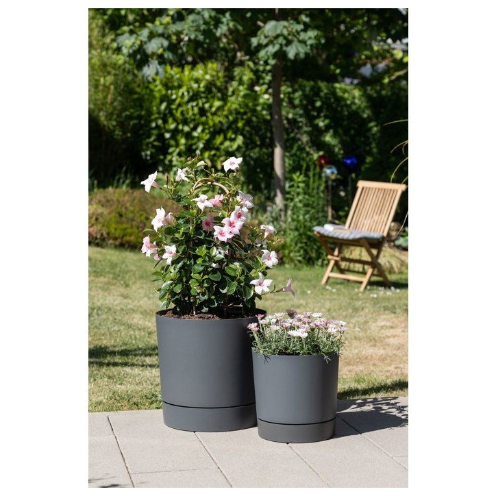 Pot de fleurs avec réserve rond - GARDEN ID - Plano - Ø 47 - 43 L - H 46 cm - Gris métallique Pot de fleurs avec réserve rond - GARDEN ID - Plano - Ø 47 - 43 L - H 46 cm - Gris métallique