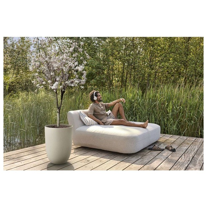 Pot de fleur haut - ELHO - Sereh Haut 40 - 50 L - Ø 39 x H 53 cm - Beige - Balcon/intérieur/extérieur Pot de fleur haut - ELHO - Sereh Haut 40 - 50 L - Ø 39 x H 53 cm - Beige - Balcon/intérieur/extérieur