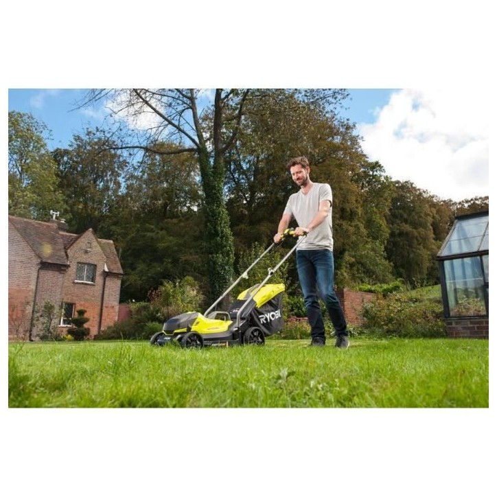 Tondeuse sans fil + coupe-bordure RYOBI One+ RLM18X33B40, 18V, l.33cm, 1 batterie 4 Ah et chargeur inclus Tondeuse sans fil + coupe-bordure RYOBI One+ RLM18X33B40, 18V, l.33cm, 1 batterie 4 Ah et chargeur inclus