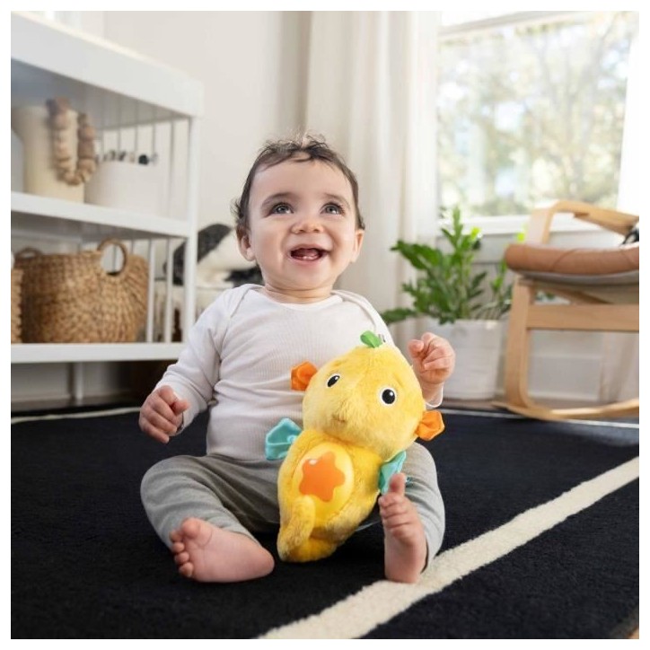 BABY EINSTEIN Veilleuse bébé, Doudou hippocampejaune, réponds au pleurs de bébé, musicale, lumineuse, bruits blanc, attache BABY EINSTEIN Veilleuse bébé, Doudou hippocampejaune, réponds au pleurs de bébé, musicale, lumineuse, bruits blanc, attache
