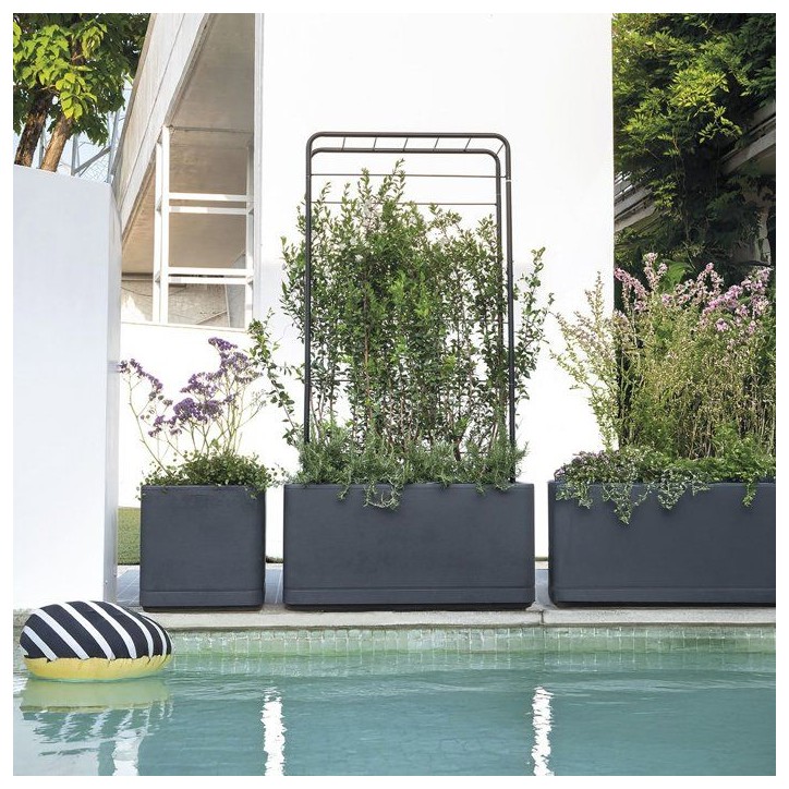 Porte-plantes - DEROMA - Cosmo - 78 x H 155 cm - Métal - Gris Porte-plantes - DEROMA - Cosmo - 78 x H 155 cm - Métal - Gris