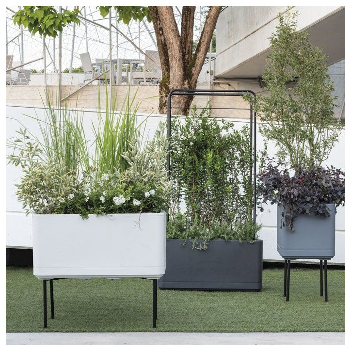 Porte-plantes - DEROMA - Cosmo - 78 x H 155 cm - Métal - Gris Porte-plantes - DEROMA - Cosmo - 78 x H 155 cm - Métal - Gris
