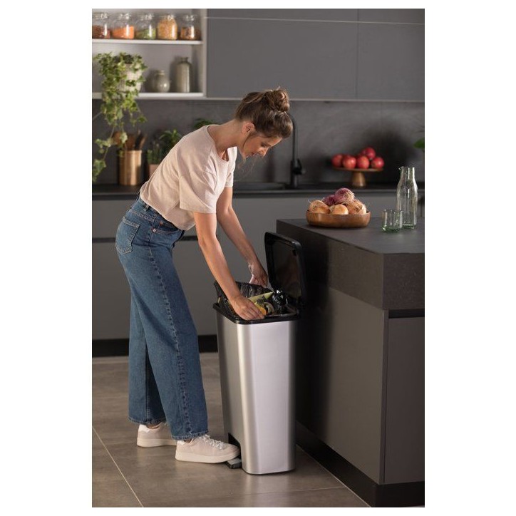 Poubelle a pédale - CURVER - COMPATTA - 50 L - Gris aspect métal - Polypropylene