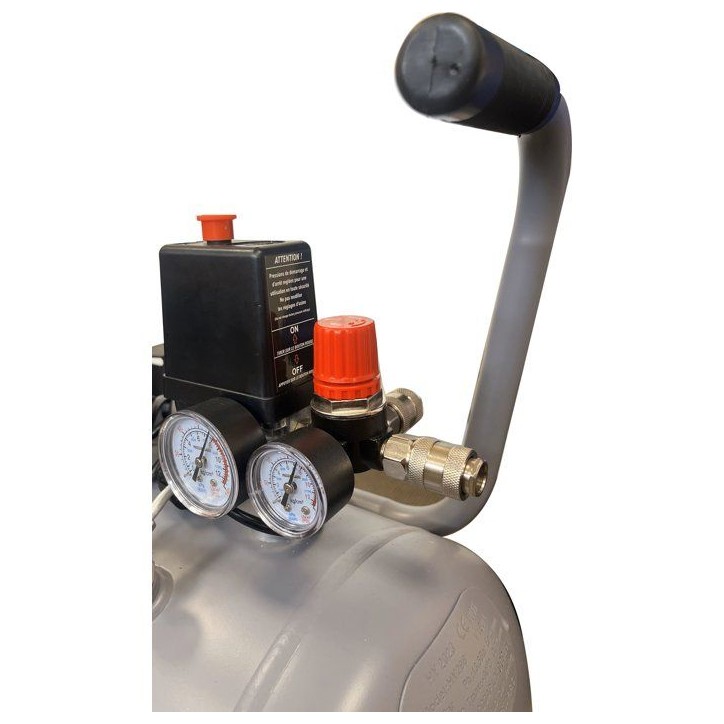 Compresseur d'air - PRODAIR - Prodair50 - 50L - 2CV - 8 bars - Double sortie + détendeur + kit gonflage Compresseur d'air - PRODAIR - Prodair50 - 50L - 2CV - 8 bars - Double sortie + détendeur + kit gonflage