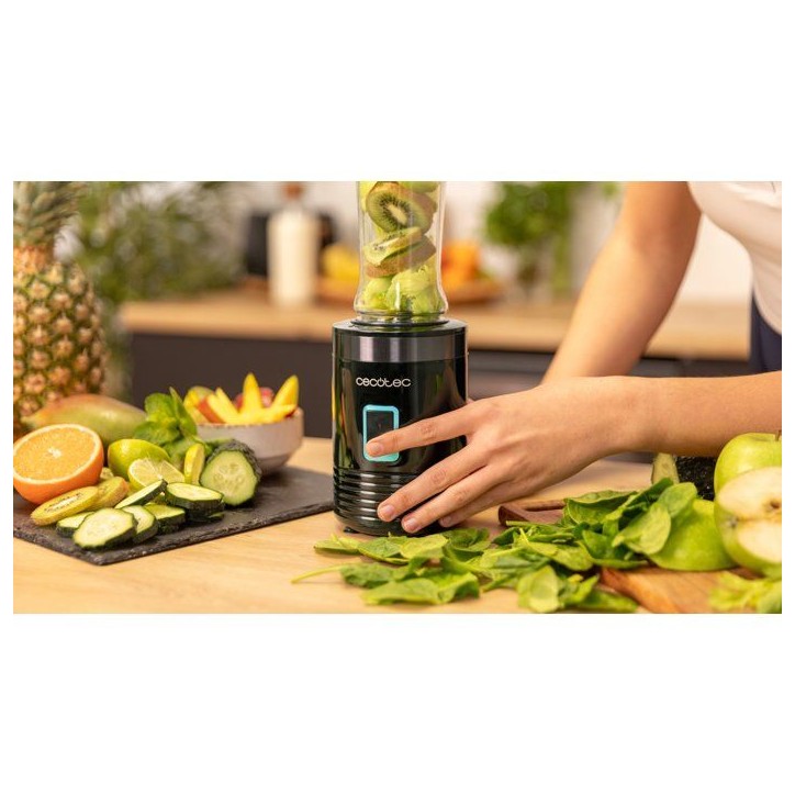 Mixeur - CECOTEC - Power Titanium 350 - 350 W - Verre portatif - 600 ml - Noir Mixeur - CECOTEC - Power Titanium 350 - 350 W - Verre portatif - 600 ml - Noir