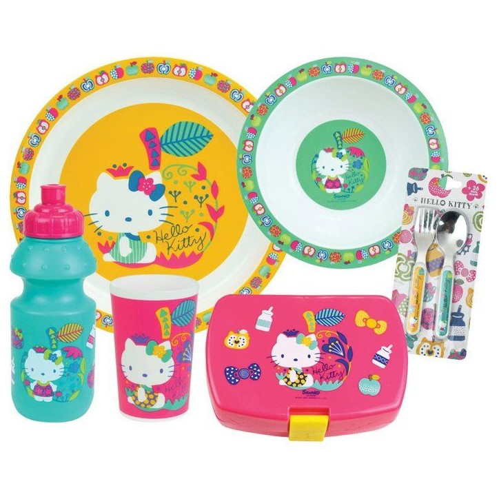 Lot vaisselle - FUN HOUSE - HELLO KITTY - Verre, Assiette creuse Ø16 cm, Asiette Ø22 cm, Couverts, Gourde, Boîte a goûter Lot vaisselle - FUN HOUSE - HELLO KITTY - Verre, Assiette creuse Ø16 cm, Asiette Ø22 cm, Couverts, Gourde, Boîte a goûter
