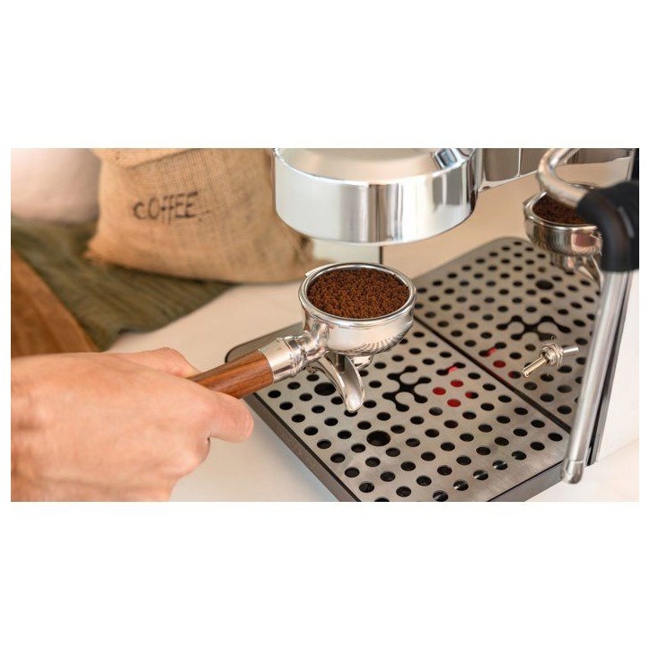Machine a café - CECOTEC - Baristeo Intima - 1850 W - 15 bars - 1,7 L - Argent Machine a café - CECOTEC - Baristeo Intima - 1850 W - 15 bars - 1,7 L - Argent