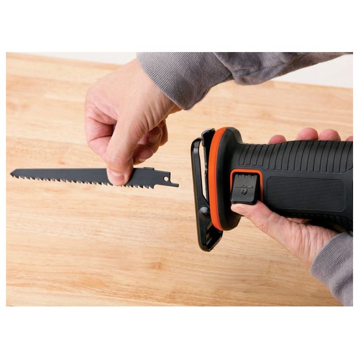 Scie sabre BLACK+DECKER BDCR18E1-QW sans fil - 18V lithium - avec batterie 2,5Ah