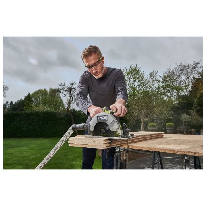 Scie circulaire - RYOBI - Brushless - Moteur sans charbons - 18V - Diam. 184 mm x 16 mm - 4 500 tr/min - Livrée avec 1 lame 24 Scie circulaire - RYOBI - Brushless - Moteur sans charbons - 18V - Diam. 184 mm x 16 mm - 4 500 tr/min - Livrée avec 1 lame 24