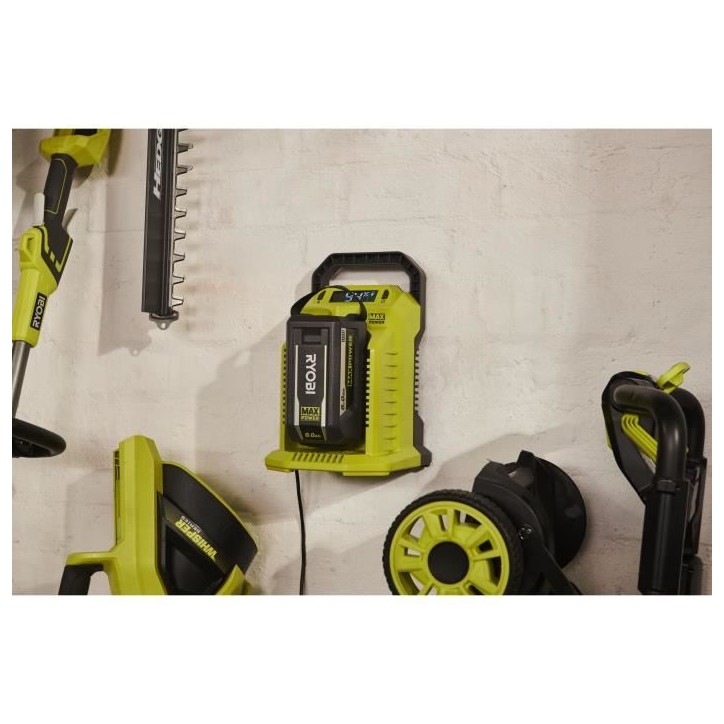 Chargeur - RYOBI - 36 V ultra rapide 10 A - Variation du courant de charge en fonction de la batterie - Ecran LCD