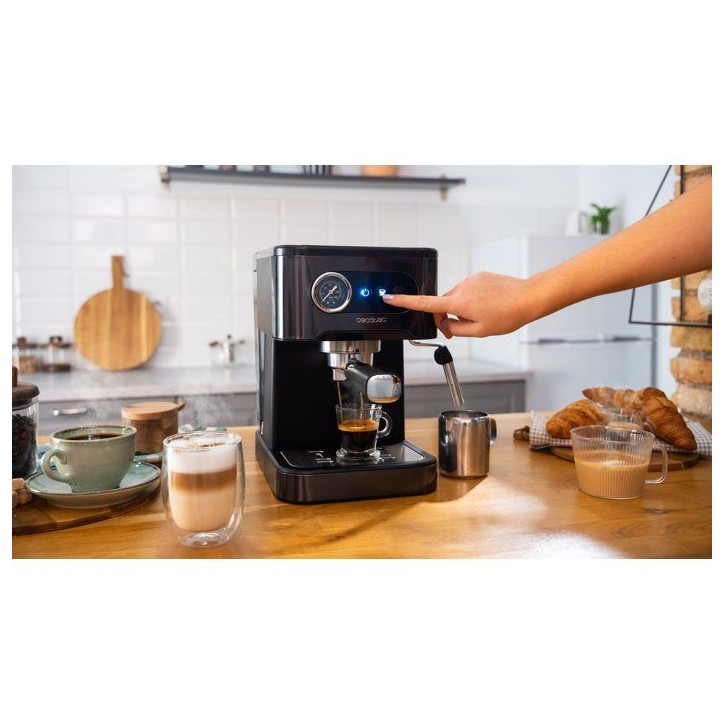 Machine a café - CECOTEC - Espresso 20 Pro Latte - 1350 W - 20 bars - 1,5 L - Noir Machine a café - CECOTEC - Espresso 20 Pro Latte - 1350 W - 20 bars - 1,5 L - Noir