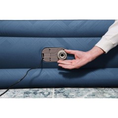 BESTWAY Bestway Lit gonflable 2 places 203x152x46cm avec pompe électr