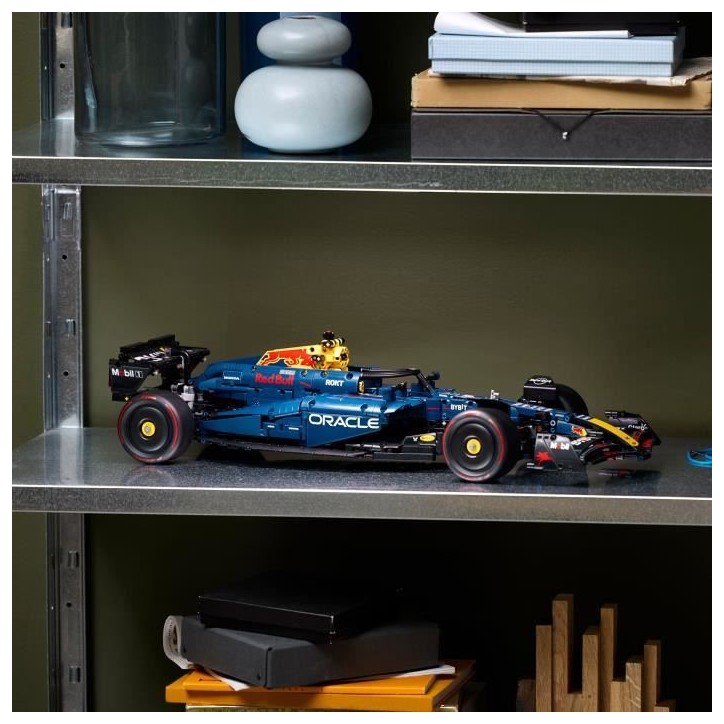 LEGO Technic F1 Oracle Red Bull Racing RB20 - Jeu de Construction Collector pour Adulte - Inclut Un Moteur V6 et Une boîte de V LEGO Technic F1 Oracle Red Bull Racing RB20 - Jeu de Construction Collector pour Adulte - Inclut Un Moteur V6 et Une boîte de V