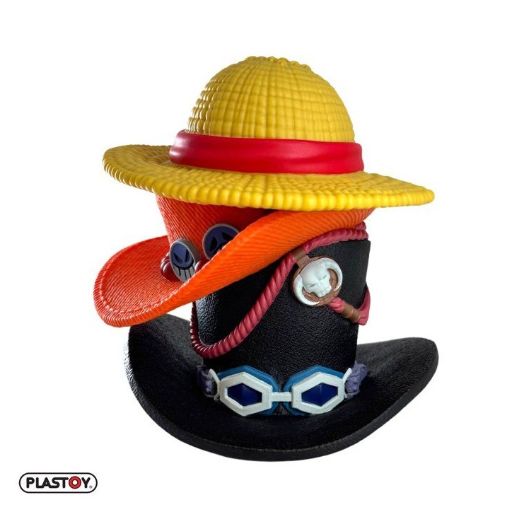 Tirelire - PLASTOY - One Piece Pile de chapeaux Luffy Ace Sabo - Plastique - 15 cm